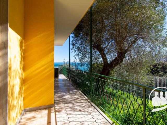 Appartamento in vendita a San Lorenzo Al Mare, Liguria