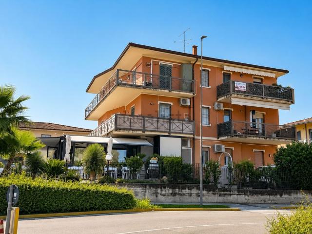 Appartamento in vendita a Lugana, Sirmione