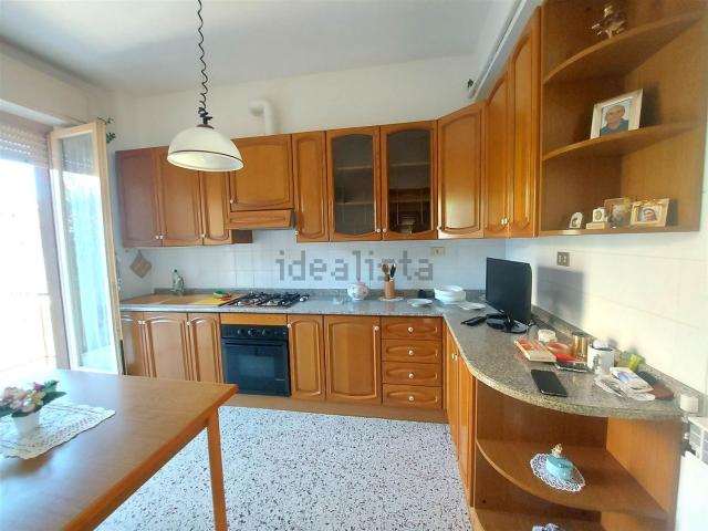 Appartamento in vendita a Trecastelli, Marche