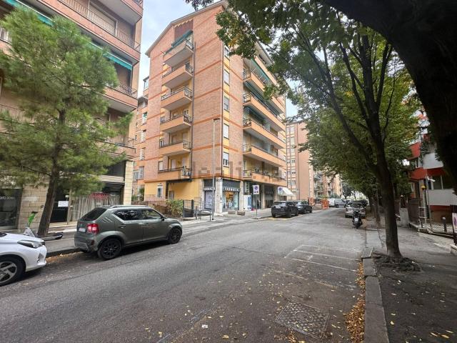 Appartamento in vendita a Ovest, Verona