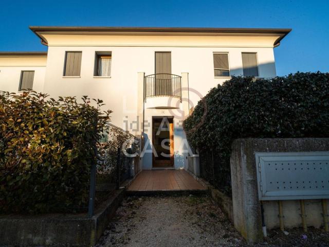 Appartamento in vendita a Sernaglia Della Battaglia, Veneto