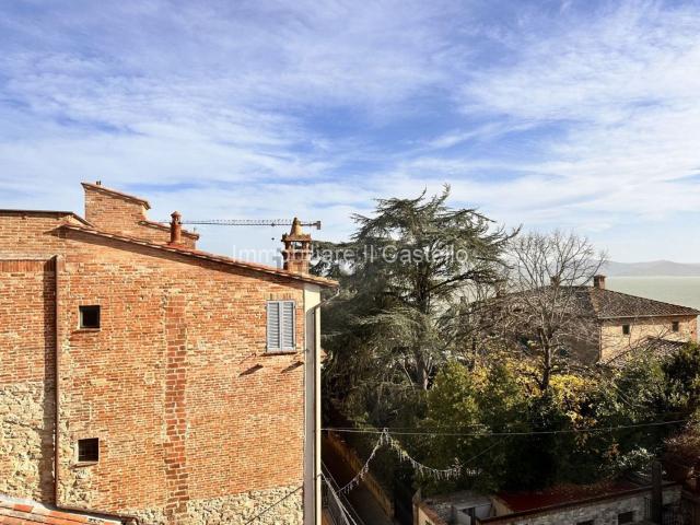 Appartamento in vendita a Gioiella, Umbria