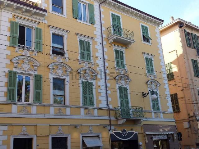 Appartamento in vendita a Bordighera, Liguria