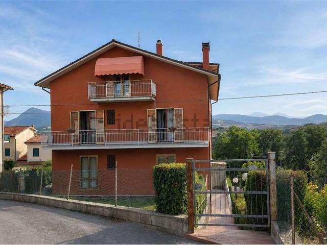 Appartamento in vendita a Rosora, Ancona