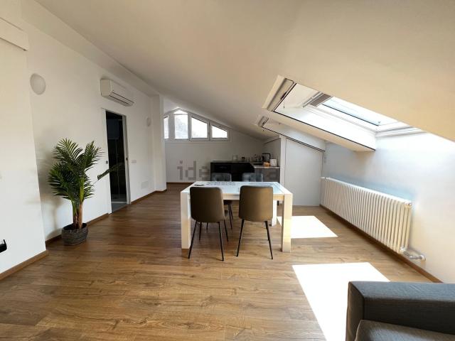 Appartamento in vendita a San Martino, Como