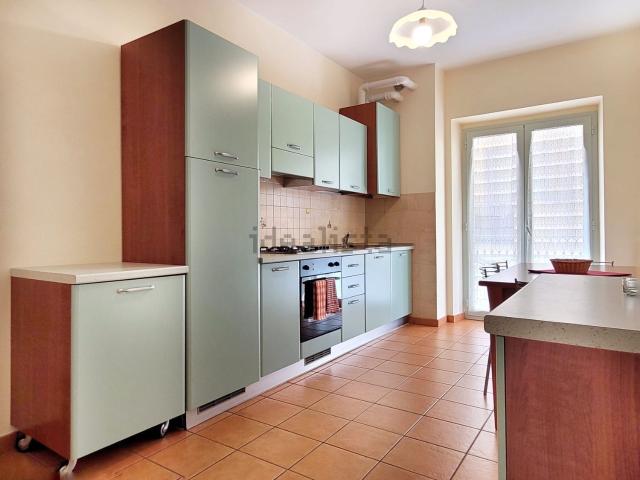 Appartamento in vendita a Ragnola, Marche