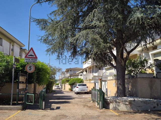 Appartamento in vendita a Selva Secca, Roma Capitale