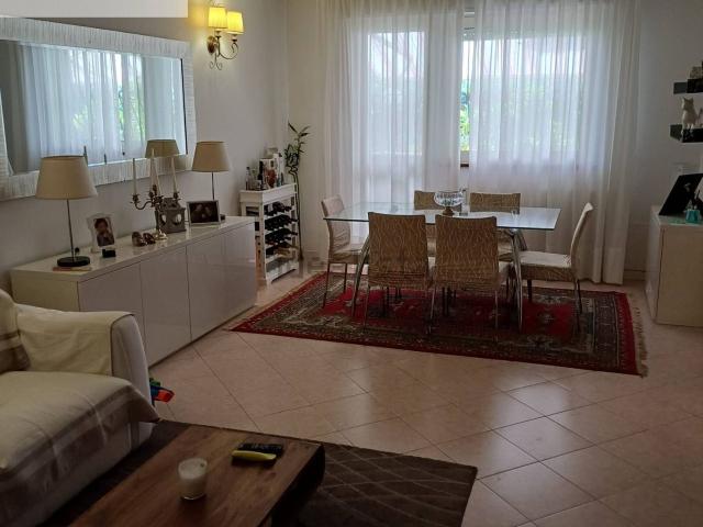 Appartamento in vendita a Fontanini, Viareggio