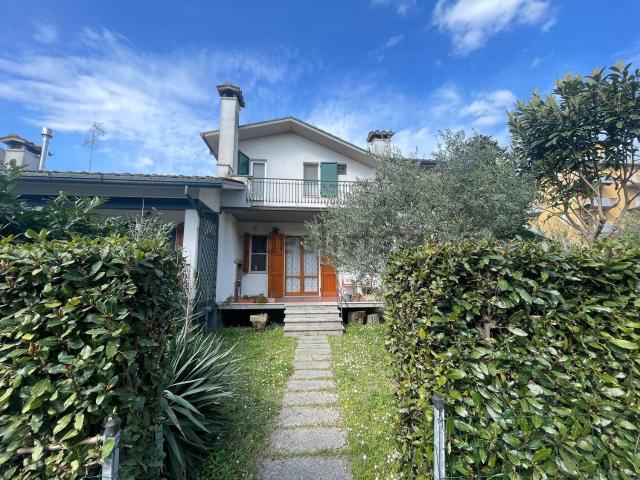 Appartamento in vendita a Ravenna, Reggio Emilia