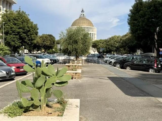 Appartamento in vendita a Municipio Roma VII, Roma Capitale