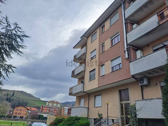 Appartamento in vendita a Santo Stefano Belbo, Cuneo