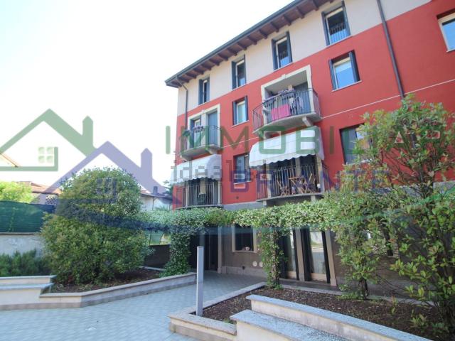 Appartamento in vendita a Mezzana, Somma Lombardo