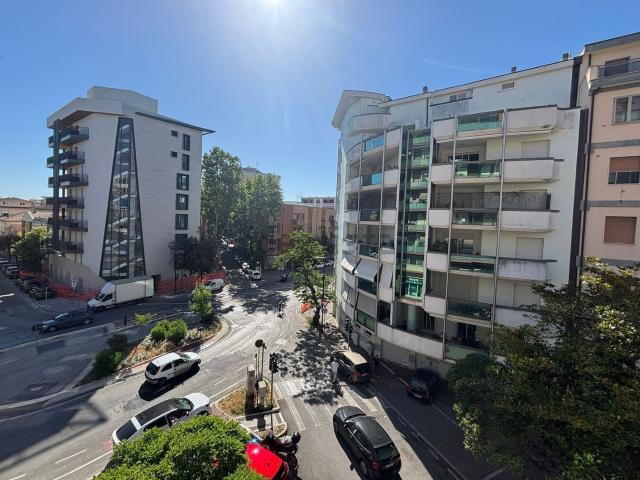 Appartamento in vendita a Pescara, Abruzzo