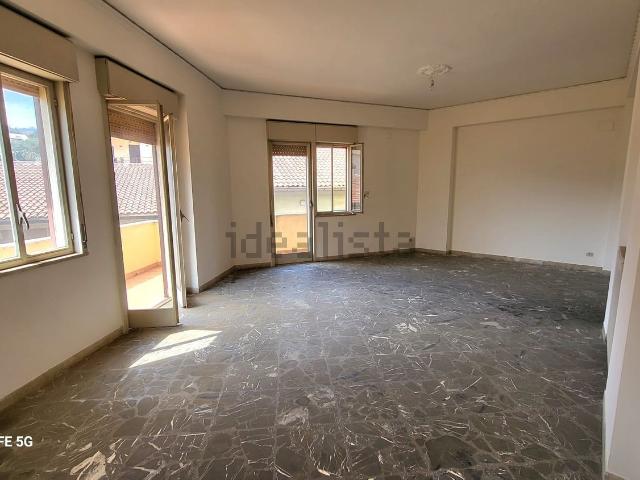 Appartamento in vendita a VI Circoscrizione, Messina