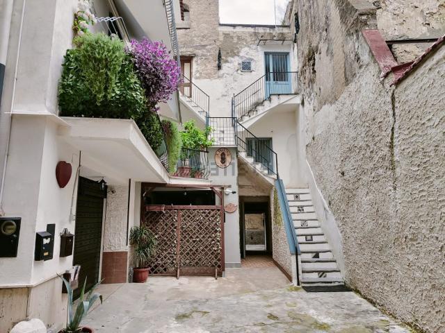 Appartamento in vendita a Nola, Campania