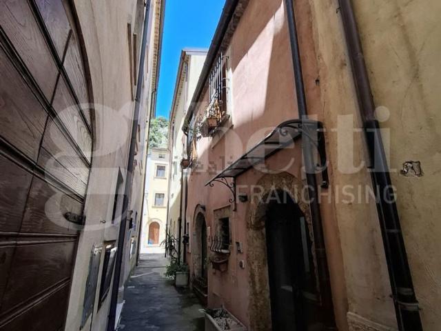 Appartamento in vendita a Sora, Lazio