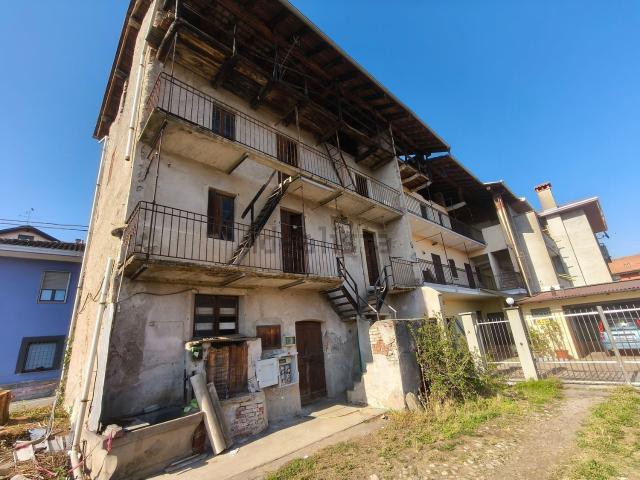 Appartamento in vendita a Santa Croce di Borgomanero, Borgomanero