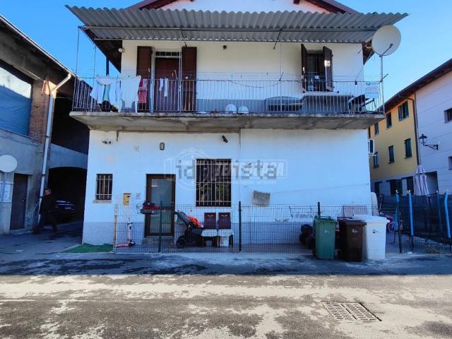 Appartamento in vendita a Cogliate, Lombardia