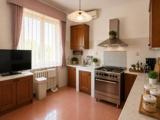 Appartamento in vendita a Cecina, Toscana