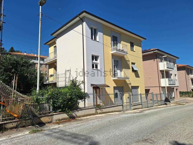 Appartamento in vendita a Uvaiolo, Marche