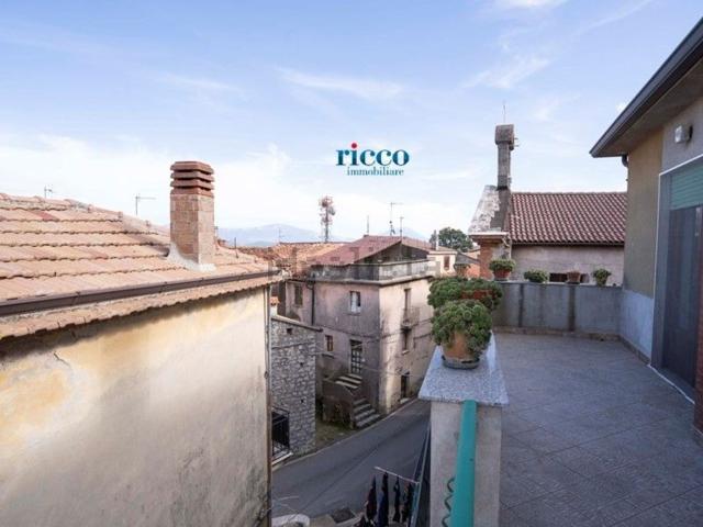 Appartamento in vendita a Roccagloriosa, Campania
