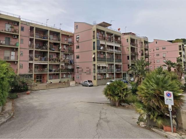Appartamento in vendita a Giostra, Messina