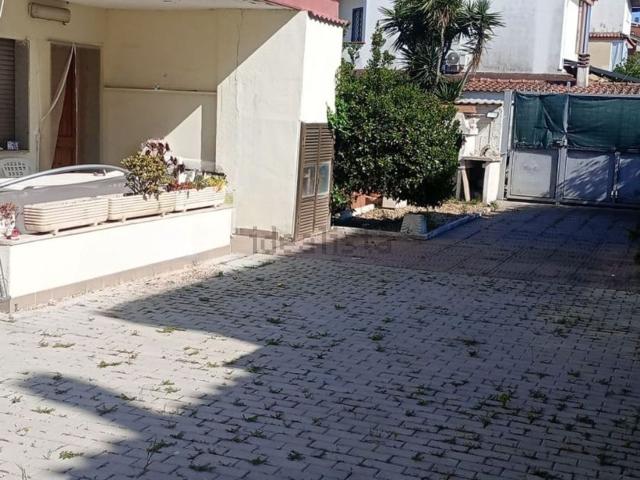 Appartamento in vendita a Campo Ascolano, Roma Capitale