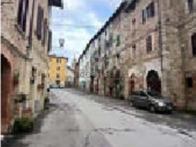 Appartamento in vendita a Asciano, Toscana