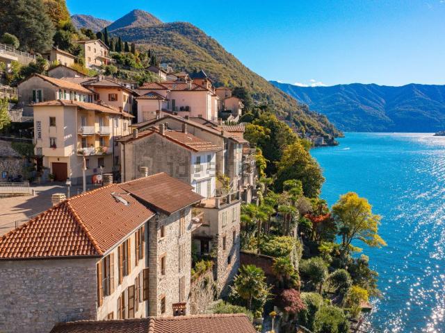 Appartamento in vendita a Nesso, Lombardia