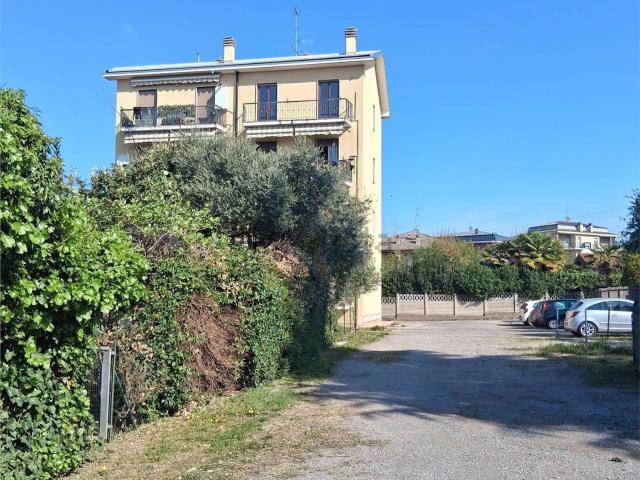 Appartamento in vendita a Lurago Marinone, Lombardia