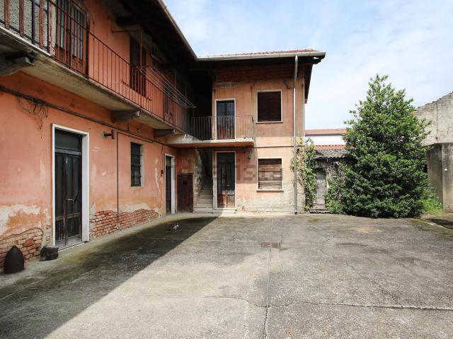 Appartamento in vendita a Robecchetto Con Induno, Lombardia
