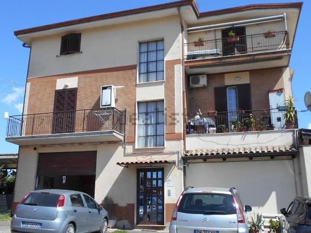 Appartamento in vendita a Villaggio Rinascita, Roma Capitale
