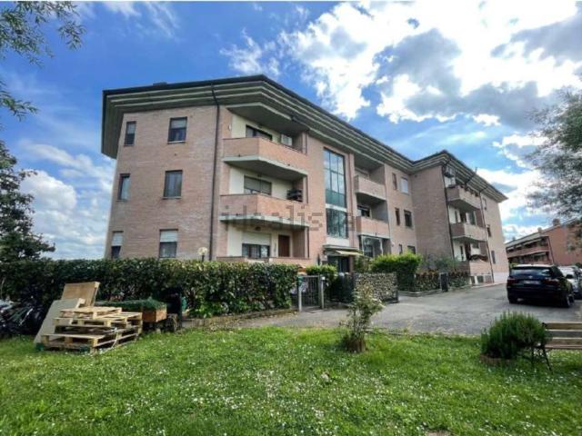 Appartamento in vendita a Isola d'Arbia, Siena