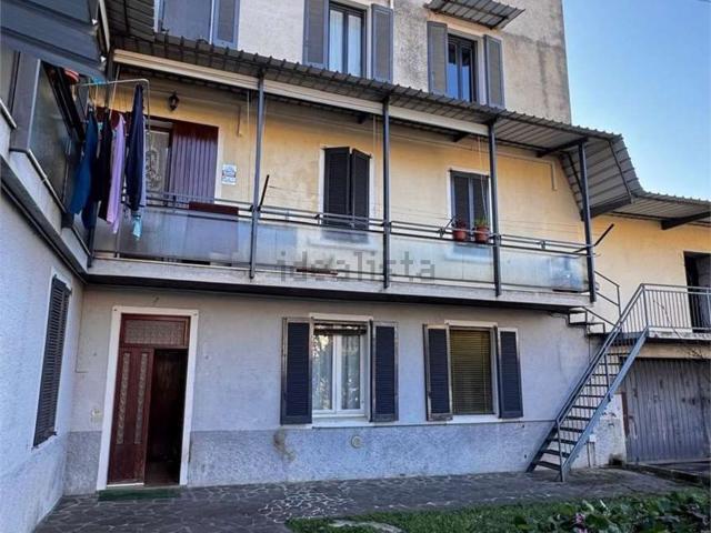 Appartamento in vendita a Carvico, Lombardia
