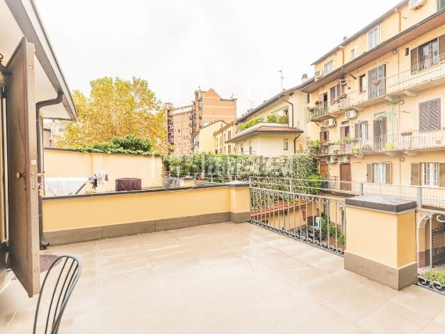 Appartamento in vendita a Municipio 9, Milano