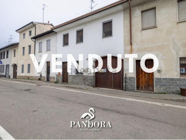 Appartamento in vendita a Cerro Maggiore, Lombardia