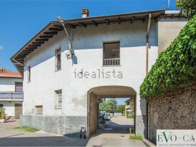 Appartamento in vendita a Bienate, Magnago