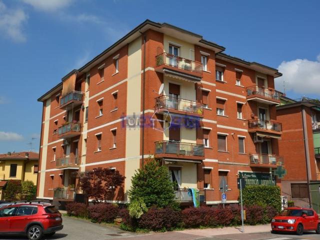 Appartamento in vendita a Lomagna