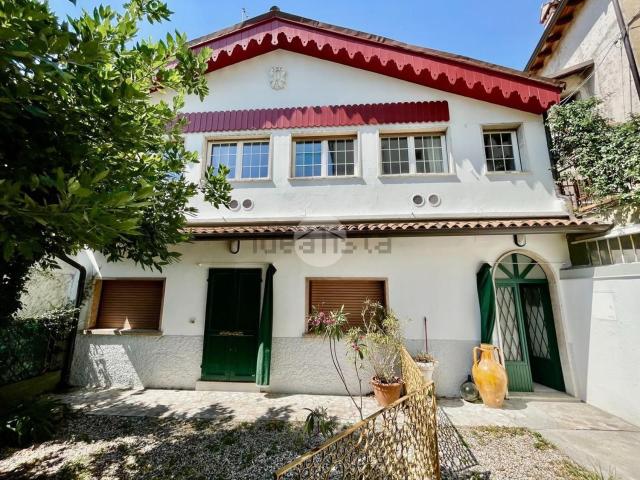 Appartamento in vendita a Garda, Veneto