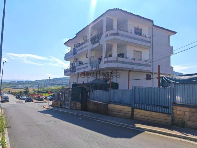 Appartamento in vendita a Pozzuoli, Campania