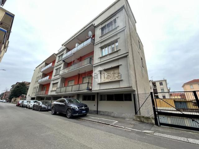 Appartamento in vendita a Pavia, Lombardia