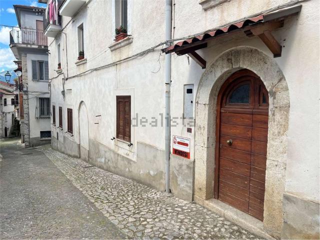 Appartamento in vendita a Colle, Atina