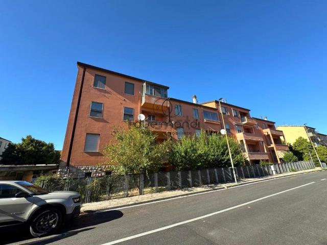 Appartamento in vendita a Spoleto, Umbria