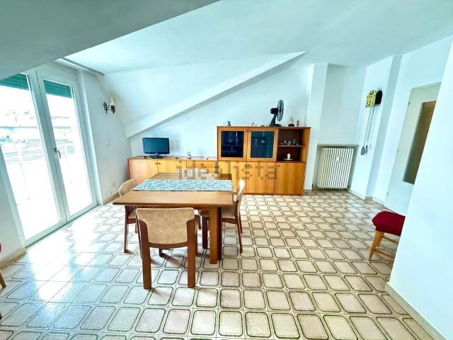 Appartamento in vendita a Sant'Alessandro, Riva