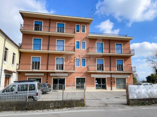 Appartamento in vendita a Santa Elena Irpina, Pietradefusi