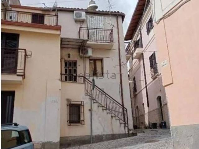 Appartamento in vendita a Calabria, Reggio Calabria