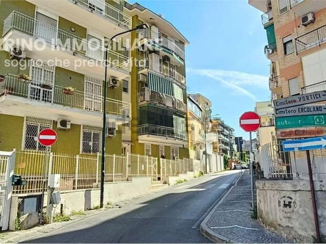 Appartamento in vendita a San Giorgio A Cremano, Campania