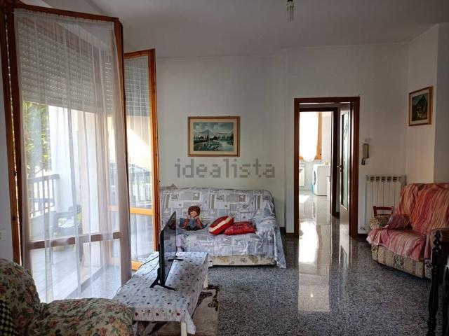 Appartamento in vendita a Glorioso, Marche