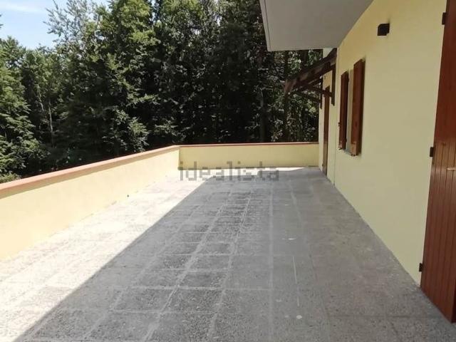 Appartamento in vendita a Pistoia, Toscana