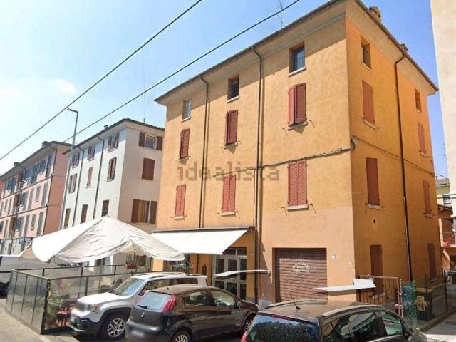 Appartamento in vendita a Centro Storico, Modena